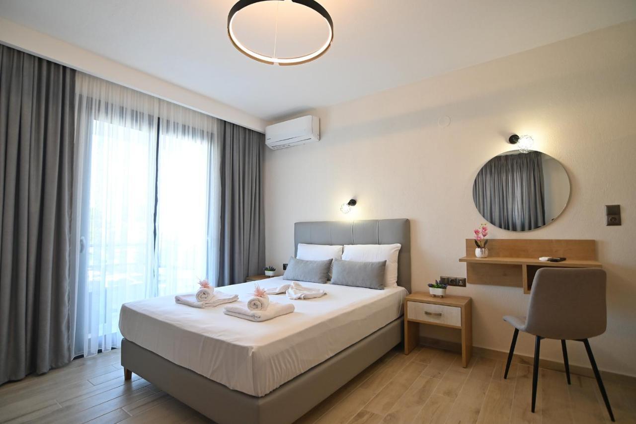 Armonia Luxury Suites Nea Vrasna Exterior photo