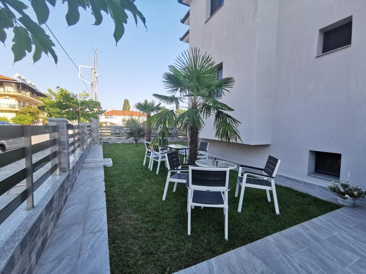 Armonia Luxury Suites Nea Vrasna Exterior photo